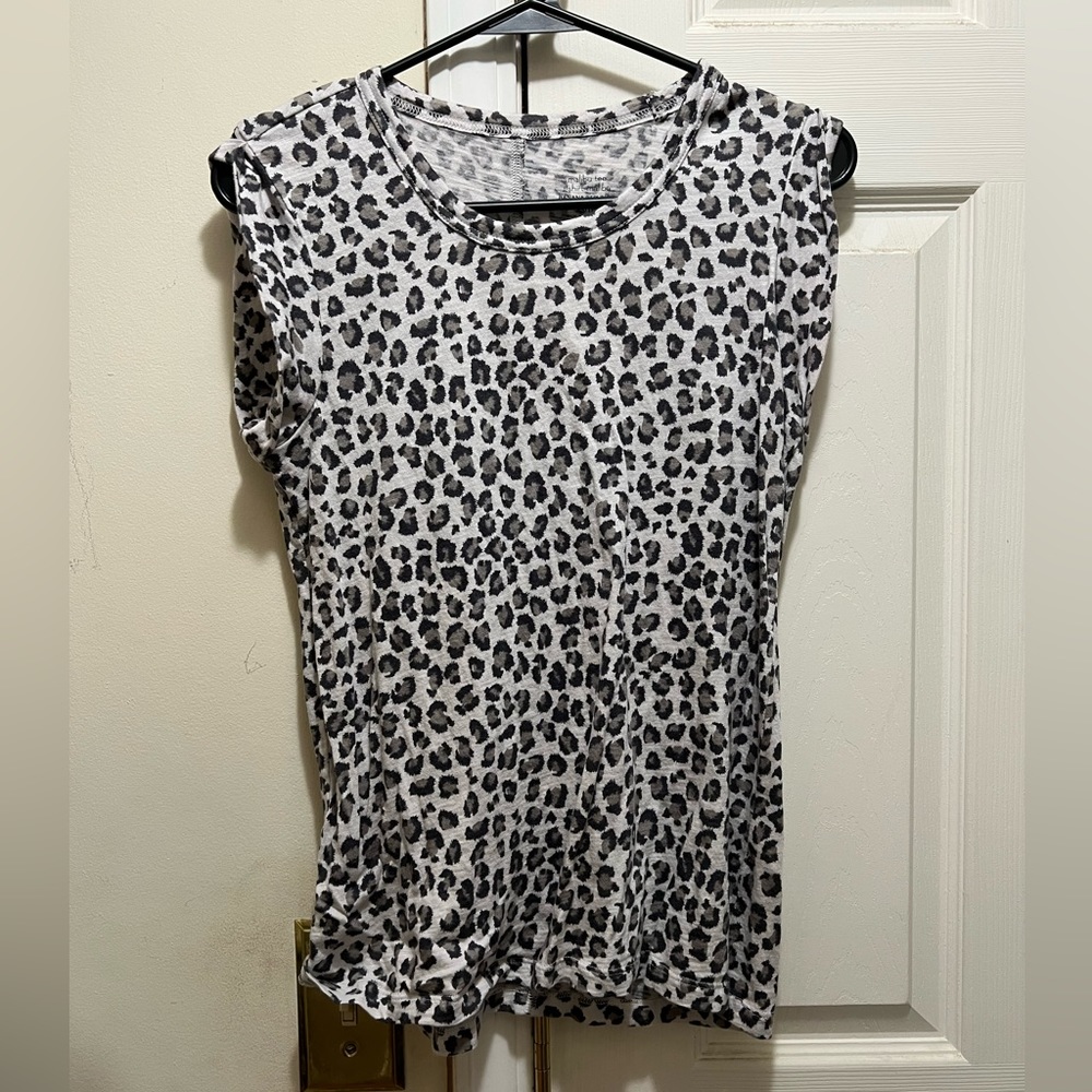 Banana Republic Malibu Slub Muscle Tank. Good condition. Used.